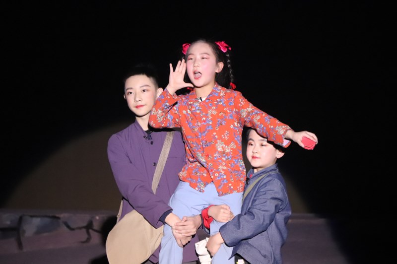 少年版话剧《红旗渠》之【红旗渠干部学院】专场演出圆满成功