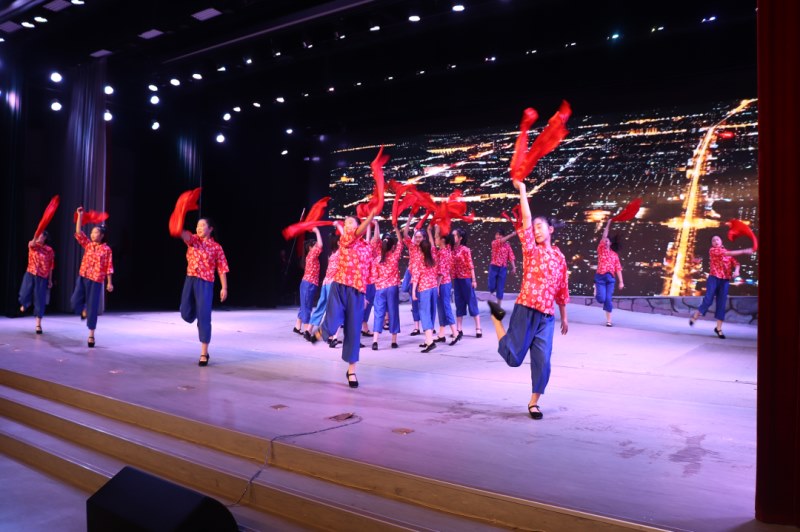 少年版话剧《红旗渠》之【红旗渠干部学院】专场演出圆满成功