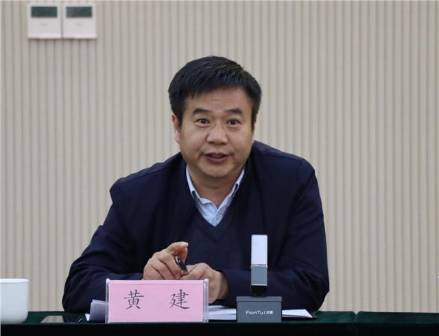 图片8.JPG “大力弘扬雷锋精神 深入开展志愿服务”理论研讨会在郑州举办