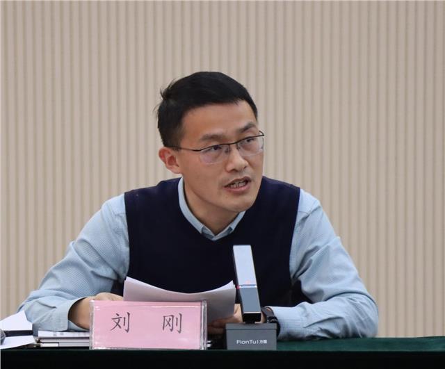 图片9.JPG “大力弘扬雷锋精神 深入开展志愿服务”理论研讨会在郑州举办