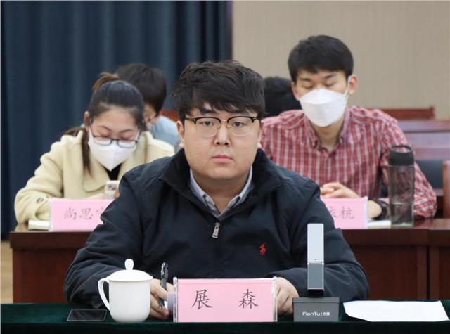 图片12.JPG “大力弘扬雷锋精神 深入开展志愿服务”理论研讨会在郑州举办