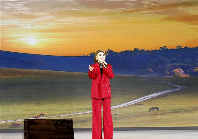 10.JPG “九九重阳·快乐生活”2023年重阳节文艺晚会在京举行