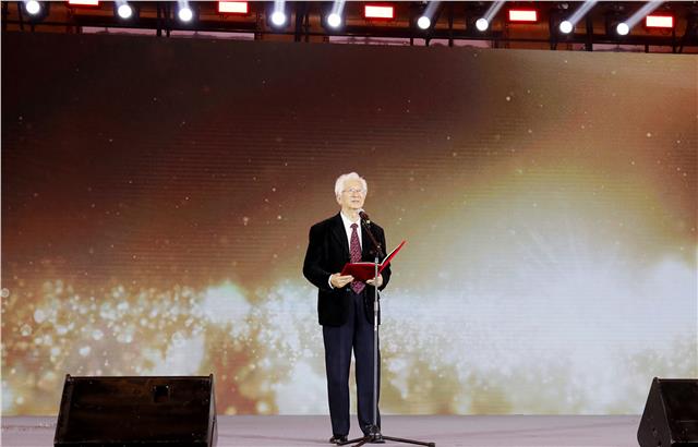 11.JPG “九九重阳·快乐生活”2023年重阳节文艺晚会在京举行