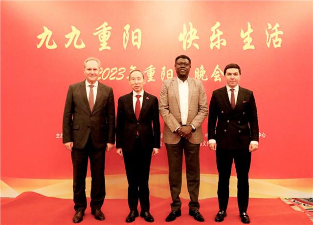 15.JPG “九九重阳·快乐生活”2023年重阳节文艺晚会在京举行